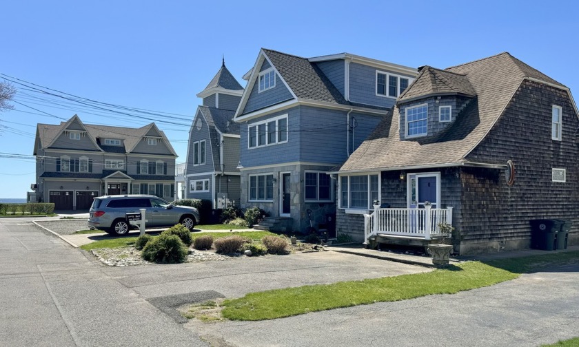 Here's your chance to live in sought after Laurel Beach in this - Beach Home for sale in Milford, Connecticut on Beachhouse.com