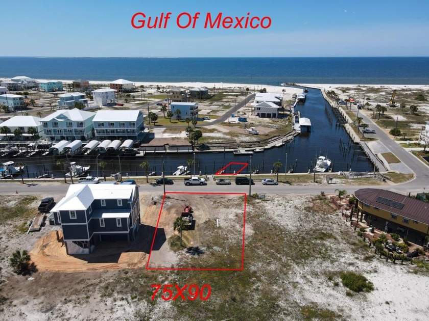 CANAL PARKWAY LOT W/ DEEDED BOAT SLIP!  Build your dream home on - Beach Lot for sale in Mexico Beach, Florida on Beachhouse.com