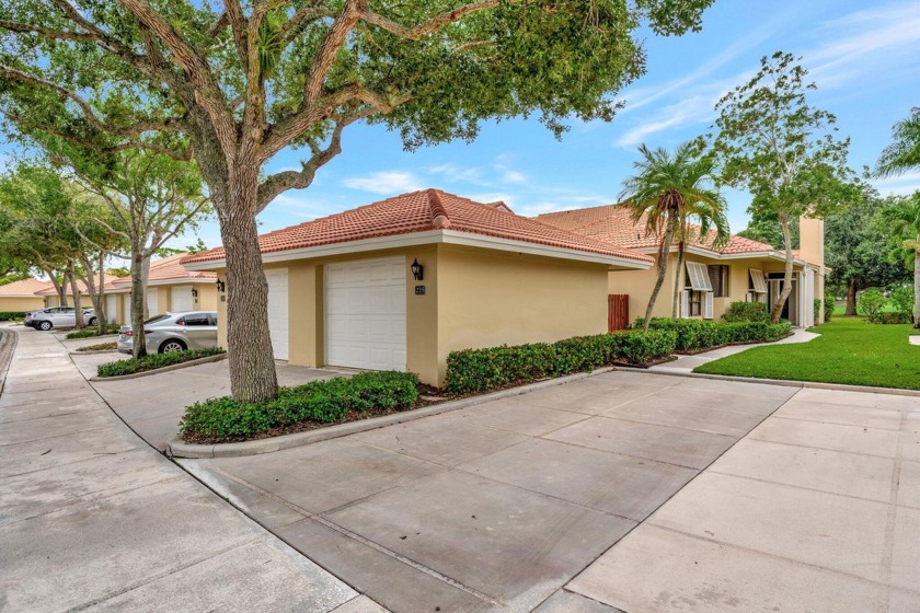 Ahoy Mates, Welcome to this Nautical townhome, escape  to this - Beach Townhome/Townhouse for sale in Palm Beach Gardens, Florida on Beachhouse.com