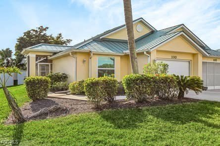 Beautifully renovated 2-bedroom, 2-bath villa in the desirable - Beach Home for sale in Punta Gorda, Florida on Beachhouse.com