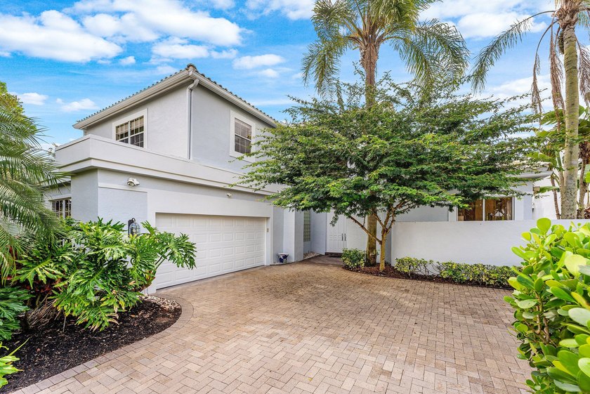 A must-see! This two-story single-family home offers 4 bedrooms - Beach Home for sale in Boca Raton, Florida on Beachhouse.com