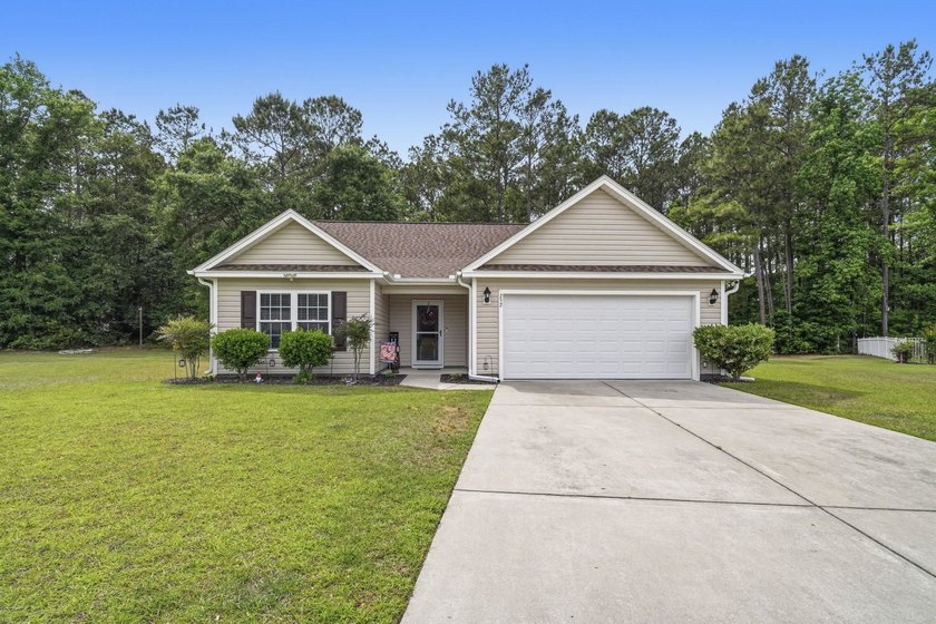 Welcome to 252 Timber Run Dr, tucked away on a quiet cul-de-sac - Beach Home for sale in Georgetown, South Carolina on Beachhouse.com