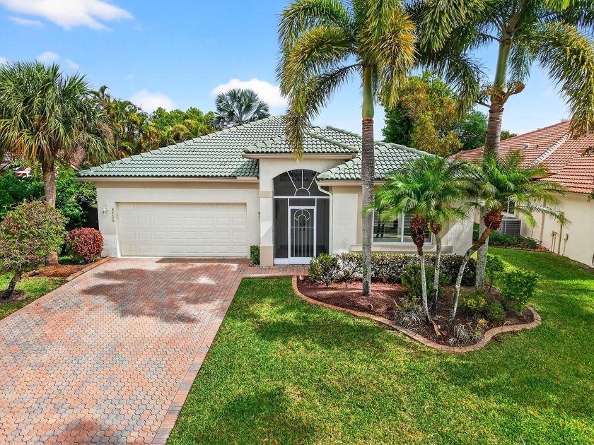 Welcome to this beautifully updated 3BR, 2 bath home, perfectly - Beach Home for sale in Boynton Beach, Florida on Beachhouse.com