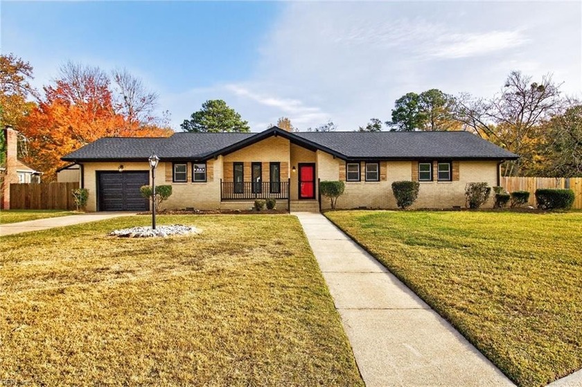 Beautifully remodeled 3-bed, 2-bath ranch-style home, nearly 2 - Beach Home for sale in Portsmouth, Virginia on Beachhouse.com