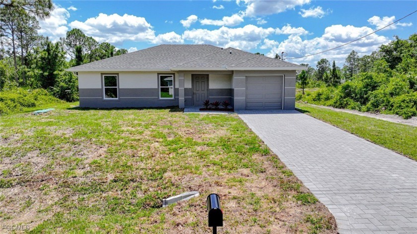 OVERSIZED LOT! You Will Be Amazed By The Quality Of This Brand - Beach Home for sale in Lehigh Acres, Florida on Beachhouse.com