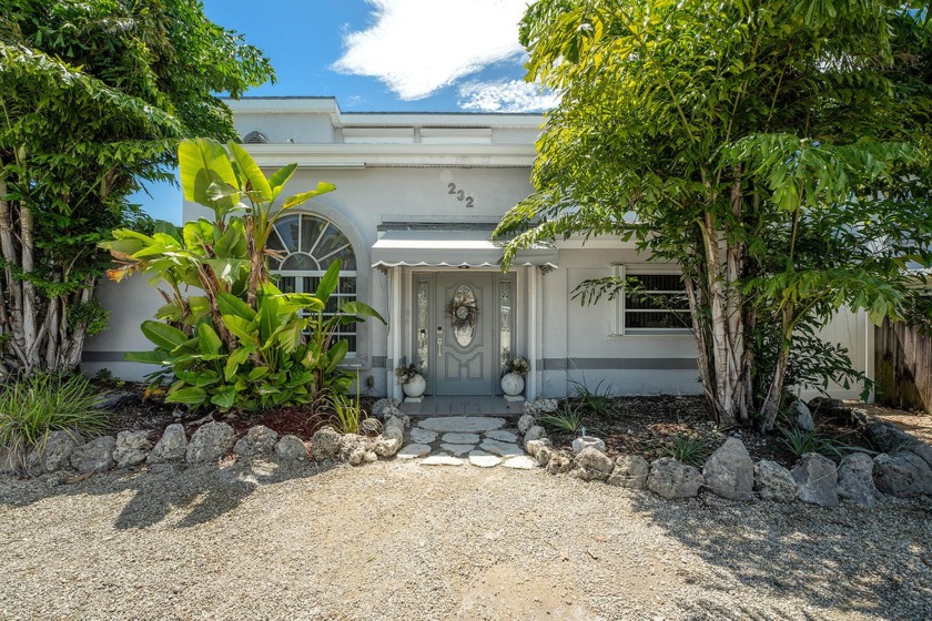 Discover the perfect blend of comfort and style in this - Beach Home for sale in Key Largo, Florida on Beachhouse.com