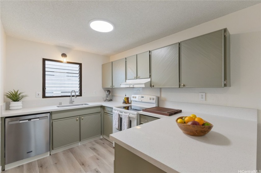 Perfect for Multigenerational Living or Rental Potential in the - Beach Condo for sale in Aiea, Hawaii on Beachhouse.com