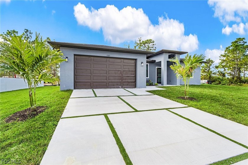 Modern new construction home in Lehigh Acres, Florida, offering - Beach Home for sale in Lehigh Acres, Florida on Beachhouse.com