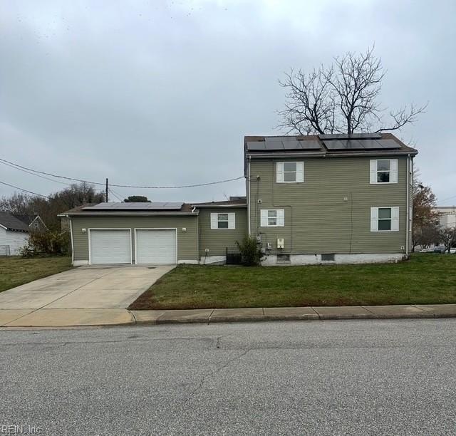 Welcome to this classic Contemporary style home. Nestled in a - Beach Home for sale in Newport News, Virginia on Beachhouse.com