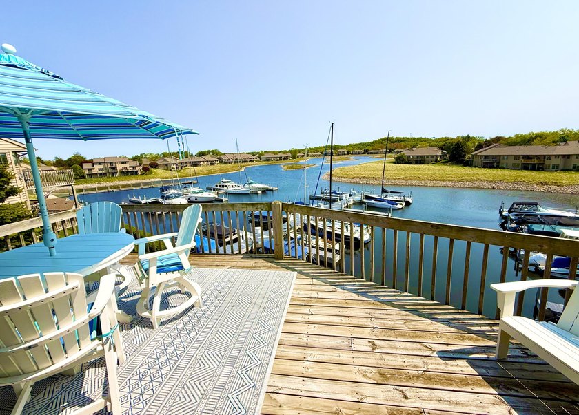 Enjoy your morning coffee from your second-story condo, where - Beach Condo for sale in Muskegon, Michigan on Beachhouse.com