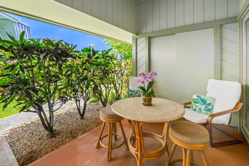 Ideally located on the north shore of Kaua'i, this comfortable - Beach Condo for sale in Princeville, Hawaii on Beachhouse.com