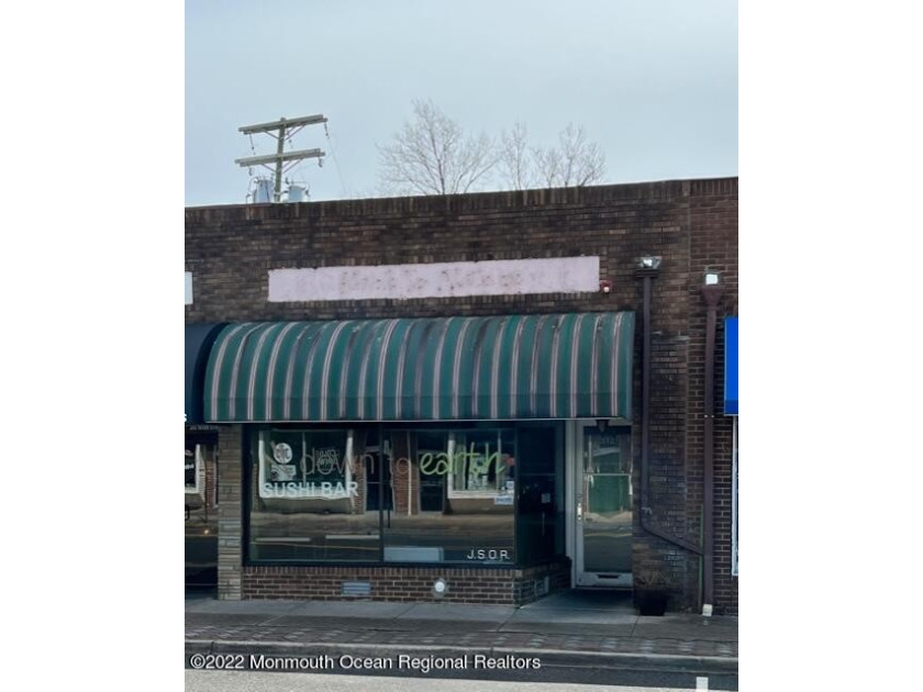 Amazing opportunity to purchase approx. 1,200 sf storefront in - Beach Commercial for sale in Allenhurst, New Jersey on Beachhouse.com