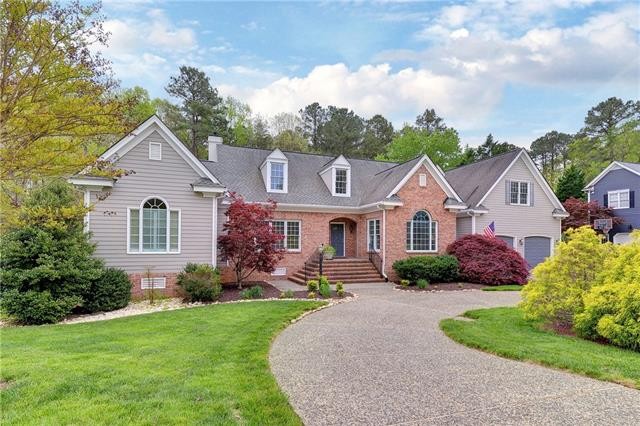 WOW! Beautiful, impeccably maintained and move-in perfect home - Beach Home for sale in Williamsburg, Virginia on Beachhouse.com