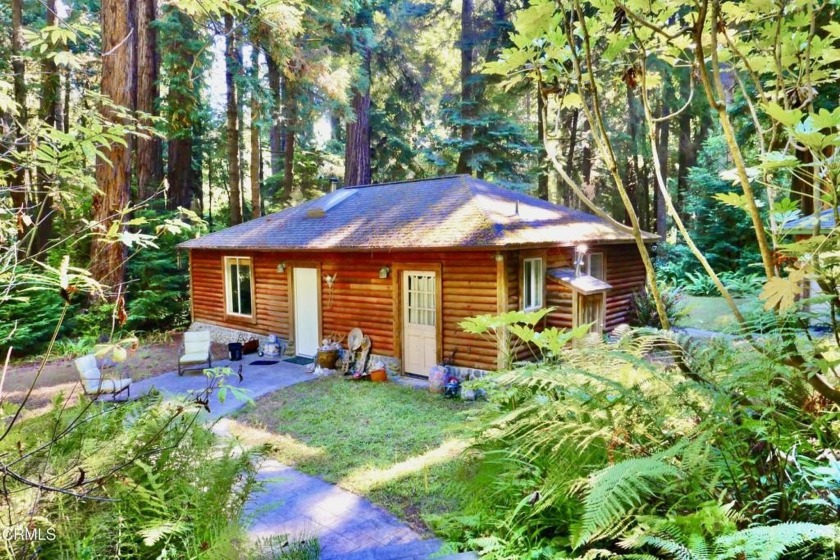 One of a kind offering has multiple log-cabin style structures: - Beach Home for sale in Fort Bragg, California on Beachhouse.com