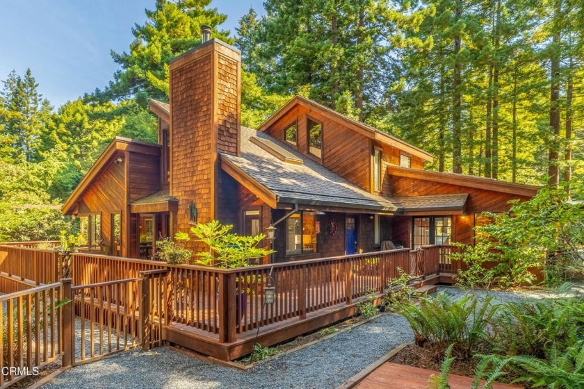 Sumptuous offering close to the town of Fort Bragg, CA - Beach Home for sale in Fort Bragg, California on Beachhouse.com