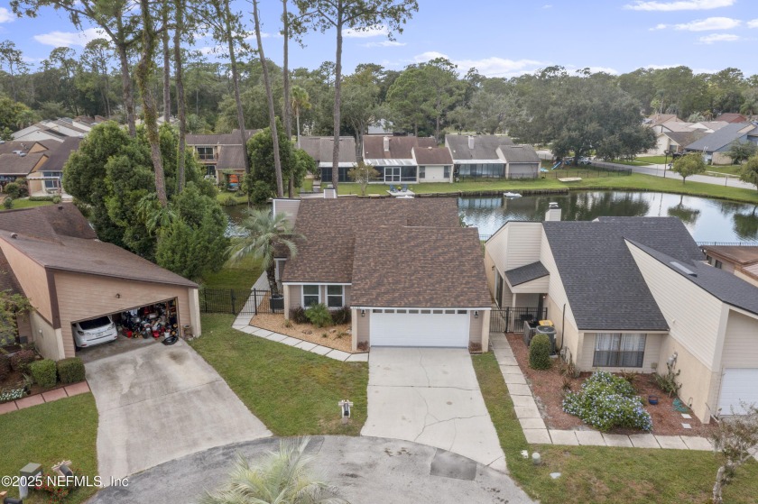 Move-In Ready & Fully Remodeled! Welcome to this beautifully - Beach Home for sale in Jacksonville, Florida on Beachhouse.com
