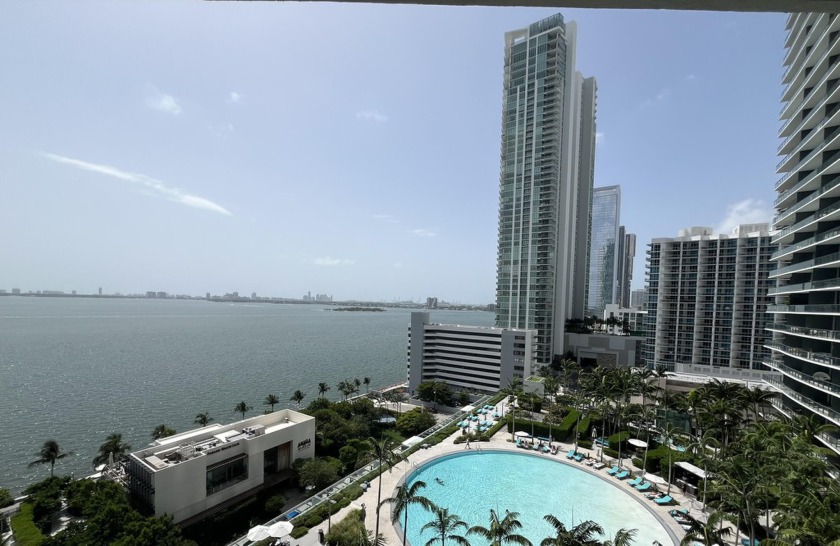 Exclusive apartment in the sought after Paraiso Bay Building - Beach Condo for sale in Miami, Florida on Beachhouse.com