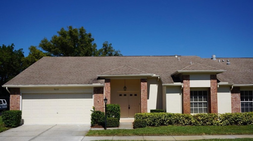 End-Unit Condo in Heritage Lake - Safe from Hurricanes Helene - Beach Condo for sale in New Port Richey, Florida on Beachhouse.com