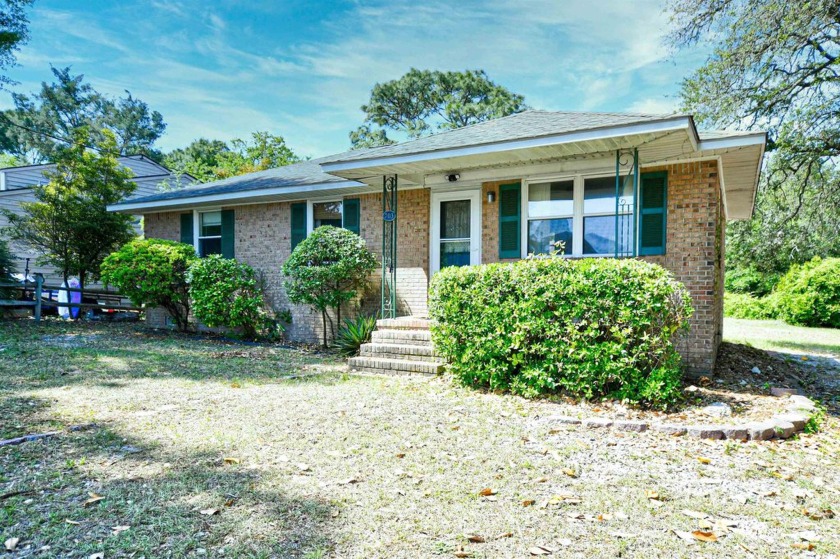 If you ever wanted a beach house at a great price this is the - Beach Home for sale in North Myrtle Beach, South Carolina on Beachhouse.com