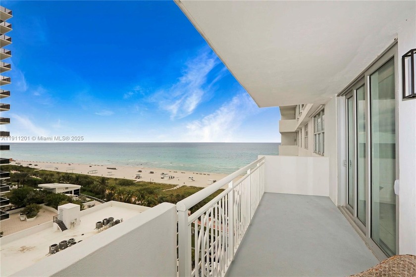 Spacious 1Bed+Den/2Bath residence with stunning direct ocean - Beach Condo for sale in Miami Beach, Florida on Beachhouse.com
