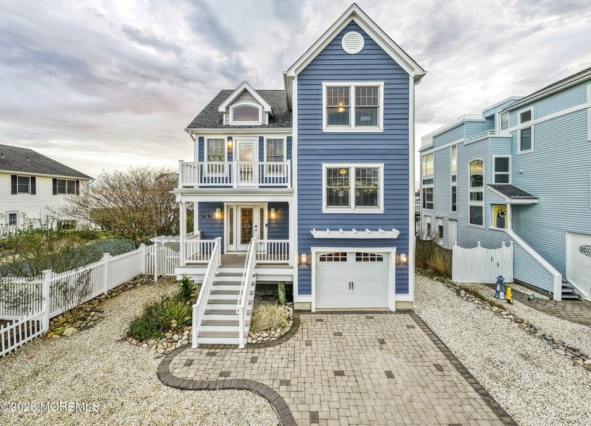 Waterfront living at its finest, welcome to Waretown, NJ! - Beach Home for sale in Waretown, New Jersey on Beachhouse.com