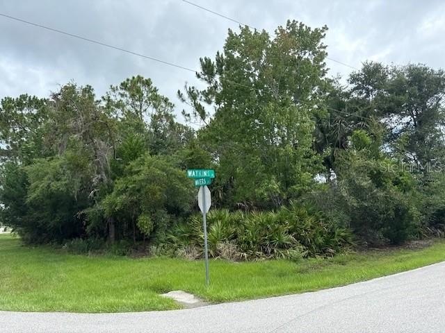 Beautiful wooded corner lot located at 1 Watkins Place in Palm - Beach Lot for sale in Palm Coast, Florida on Beachhouse.com