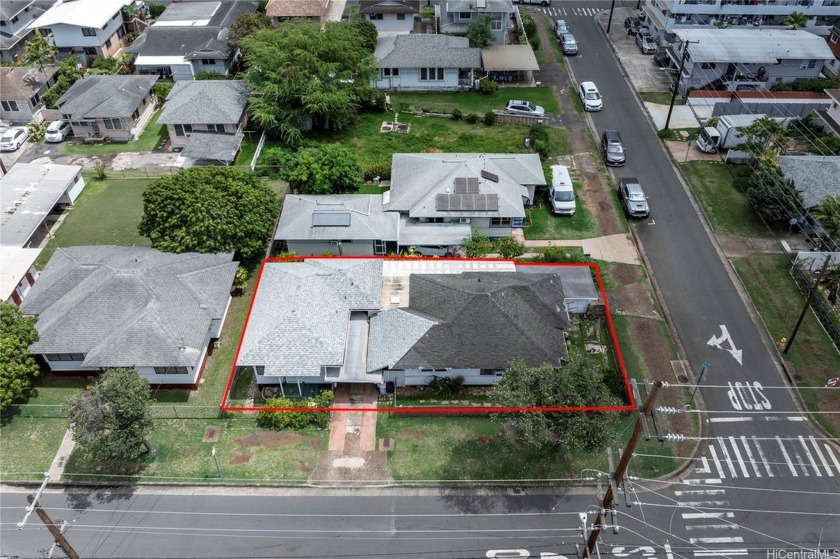Exceptional Opportunity in the Heart of Honolulu - Ideal for - Beach Townhome/Townhouse for sale in Honolulu, Hawaii on Beachhouse.com