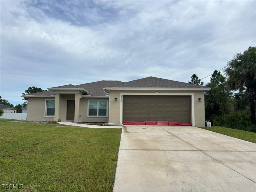 This impressive property sits on a 0.25-acre lot (80x137x80x137) - Beach Home for sale in Lehigh Acres, Florida on Beachhouse.com