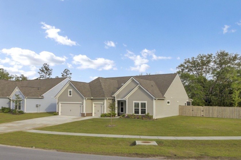 Rarely do you find a little bit of custom in a new construction - Beach Home for sale in Johns Island, South Carolina on Beachhouse.com