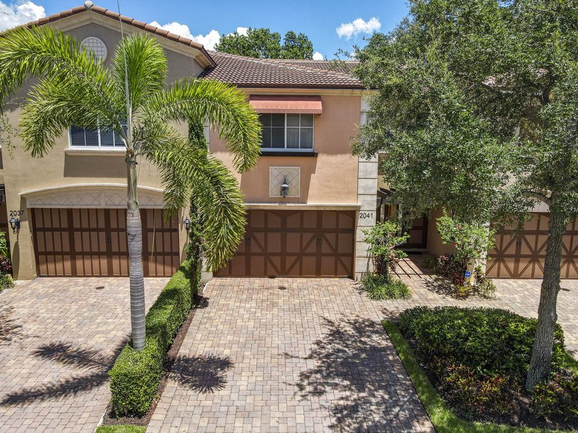 Welcome to your new home in the highly sought-after Oakton - Beach Townhome/Townhouse for sale in West Palm Beach, Florida on Beachhouse.com