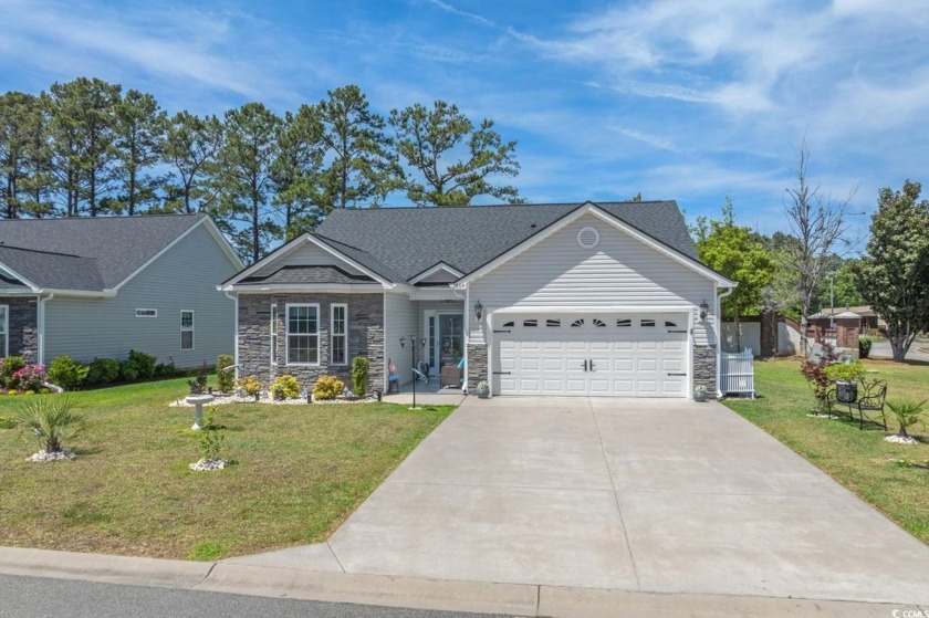 Welcome to 804 Twickenham Loop-a meticulously maintained and - Beach Home for sale in Longs, South Carolina on Beachhouse.com