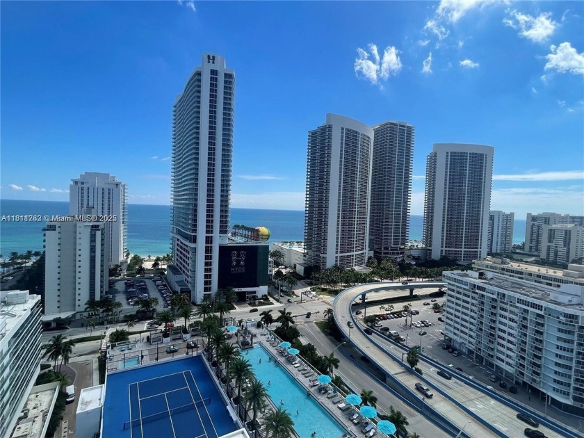 DAILY RENTALS ALLOWED! Stunning 2 bed, 2 bath unit at Hyde Beach - Beach Condo for sale in Hollywood, Florida on Beachhouse.com
