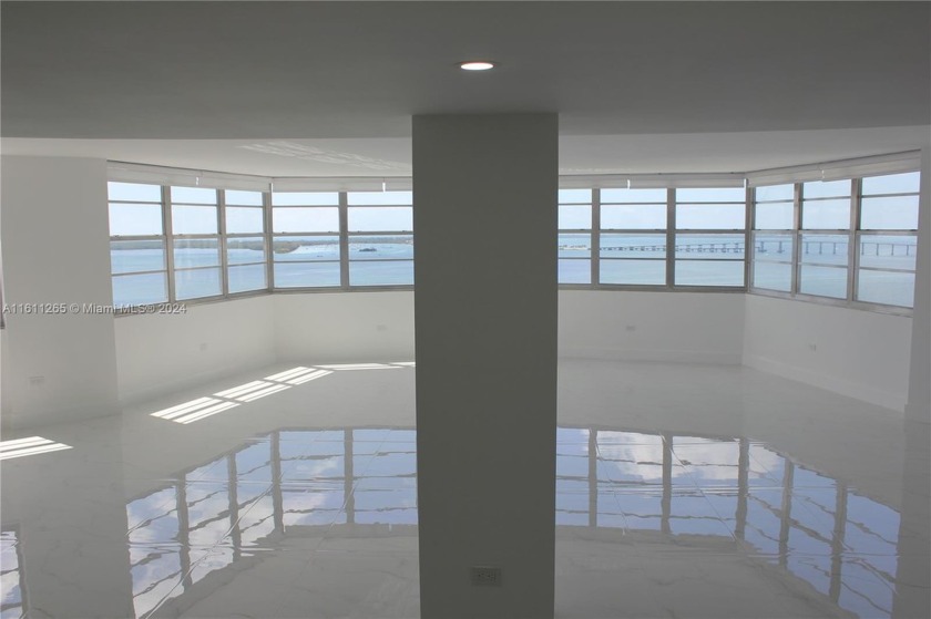 Discover the perfect blend of comfort and convenience in this - Beach Condo for sale in Miami, Florida on Beachhouse.com