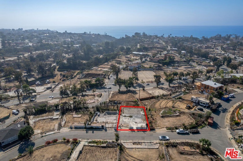 Nestled on a quiet street in the lower Marquez Knolls - Beach Lot for sale in Pacific Palisades, California on Beachhouse.com