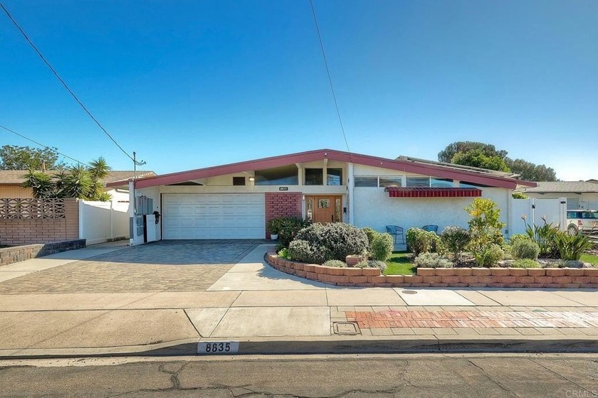 This is the first time in nearly 40 years that this charming - Beach Home for sale in San Diego, California on Beachhouse.com
