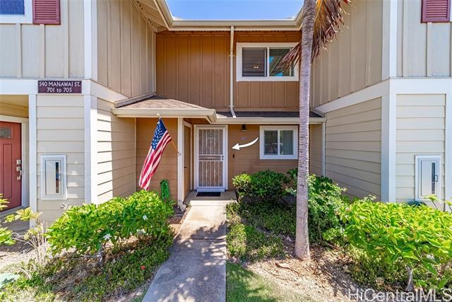 Located in the highly desired neighborhood of Mehana in Kapolei - Beach Townhome/Townhouse for sale in Kapolei, Hawaii on Beachhouse.com