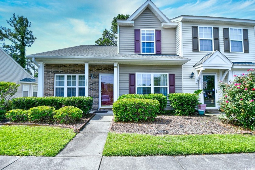 Move-in Ready ~ must see this immaculate 3br/2.5ba gently used - Beach Townhome/Townhouse for sale in Murrells Inlet, South Carolina on Beachhouse.com