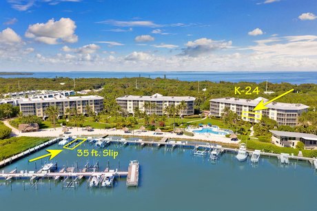 Expansive ocean views! Beautifully updated 2/2 condo with a 35 - Beach Condo for sale in Plantation Key, Florida on Beachhouse.com