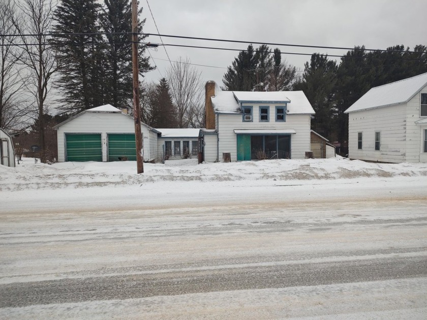 Great investment opportunity, needs attention but has great - Beach Home for sale in Free Soil, Michigan on Beachhouse.com