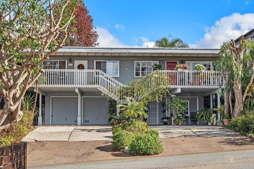 Ocean view duplex in the heart of Cardiff's walking district! - Beach Townhome/Townhouse for sale in Cardiff by The Sea, California on Beachhouse.com