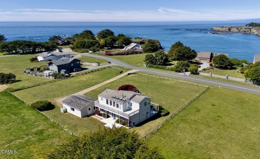 Follow the long private driveway to this custom Caspar South - Beach Home for sale in Mendocino, California on Beachhouse.com