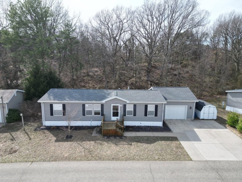Welcome to 8687 Muirfield Dr, West Olive, MI 49460--a - Beach Home for sale in West Olive, Michigan on Beachhouse.com