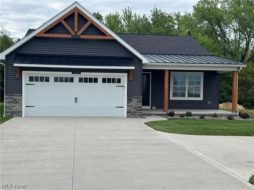 Welcome to the best kept secret in NE Ohio. If your looking for - Beach Home for sale in Conneaut, Ohio on Beachhouse.com