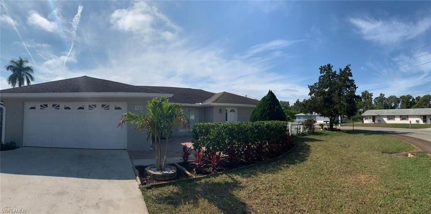 Exceptional opportunity in the highly desirable San Carlos Park - Beach Home for sale in Fort Myers, Florida on Beachhouse.com