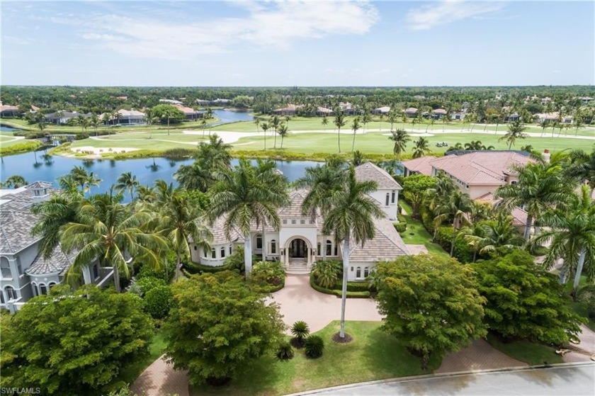 IMMEDIATE GOLF MEMBERSHIP POSSIBLE. Perfectly sited on one of - Beach Home for sale in Naples, Florida on Beachhouse.com