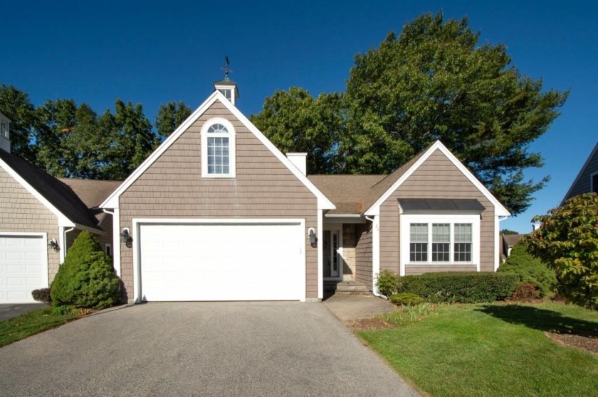 Enjoy one-floor living in this much sought-after 55+ community - Beach Townhome/Townhouse for sale in Weymouth, Massachusetts on Beachhouse.com