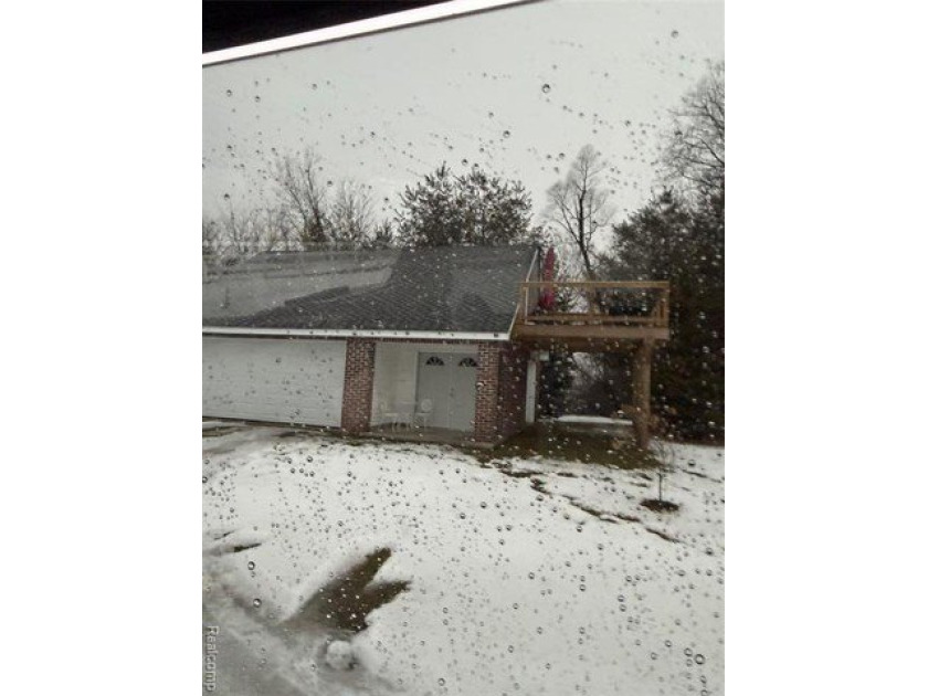 Loft and vacant - Beach Home for sale in Lexington, Michigan on Beachhouse.com