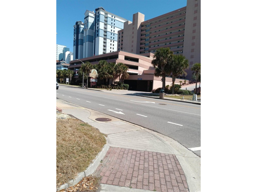 Looking for that perfect beach getaway to enjoy or looking for - Beach Condo for sale in Myrtle Beach, South Carolina on Beachhouse.com