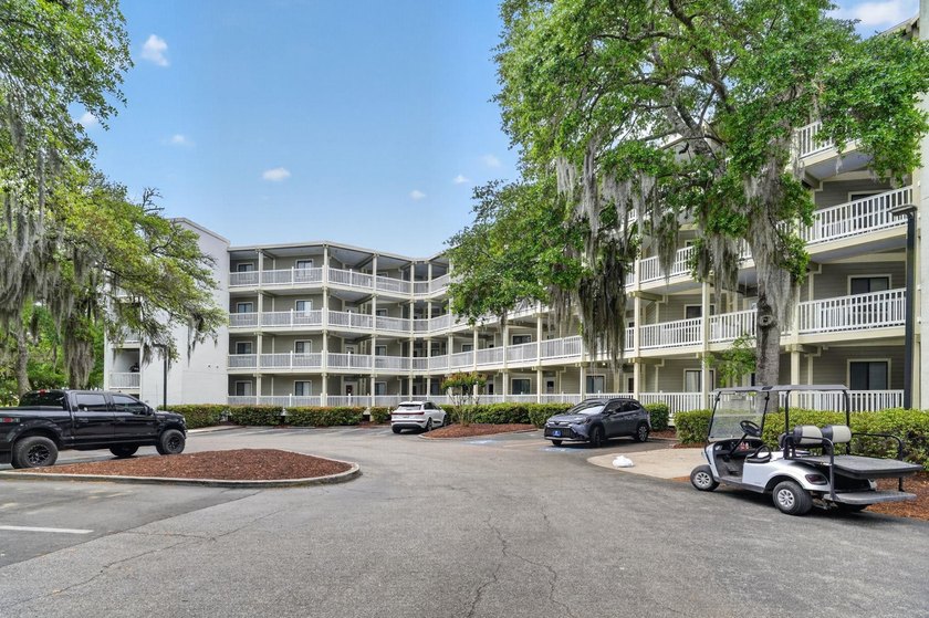 Welcome to Ocean Creek Resort. Unit 2407 is in Lodge 1, making - Beach Condo for sale in Myrtle Beach, South Carolina on Beachhouse.com