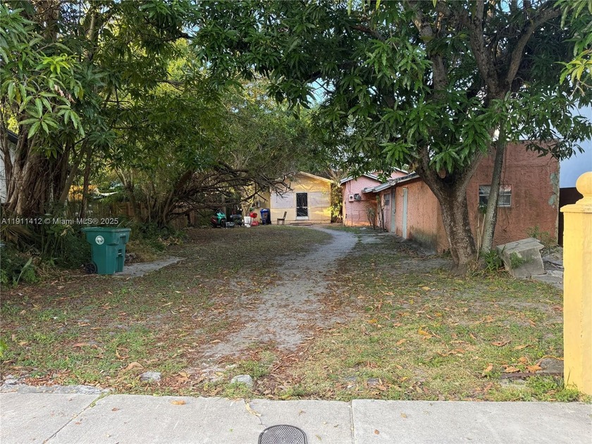 This prime 6,650 sq ft lot (approx. 0.15 acre) is located in the - Beach Acreage for sale in Miami, Florida on Beachhouse.com